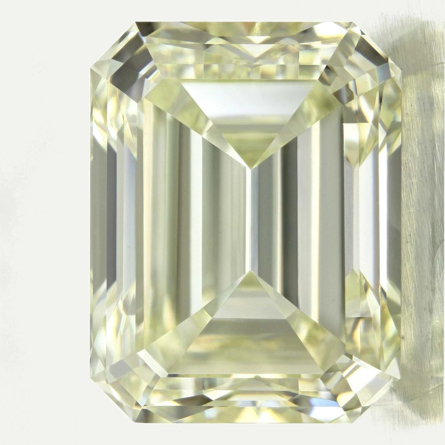 7.36 Ct Emerald Earth-Grown Diamond