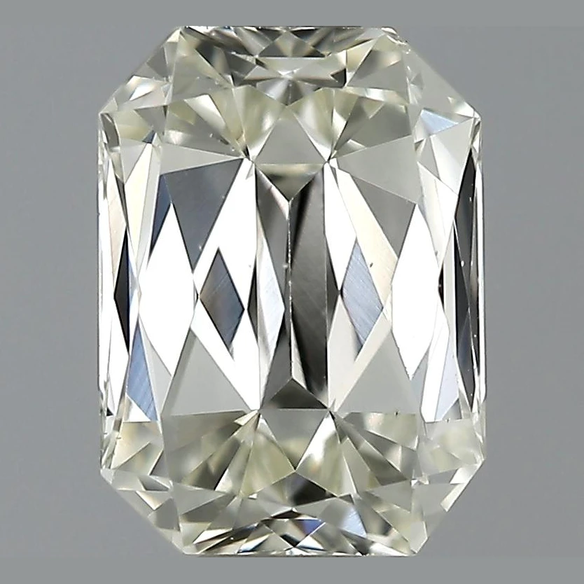 0.7 Ct Radiant Earth-Grown Diamond